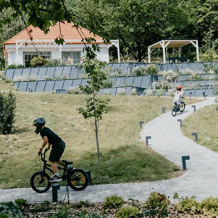 Fuksz-völgy Apartmanhotel